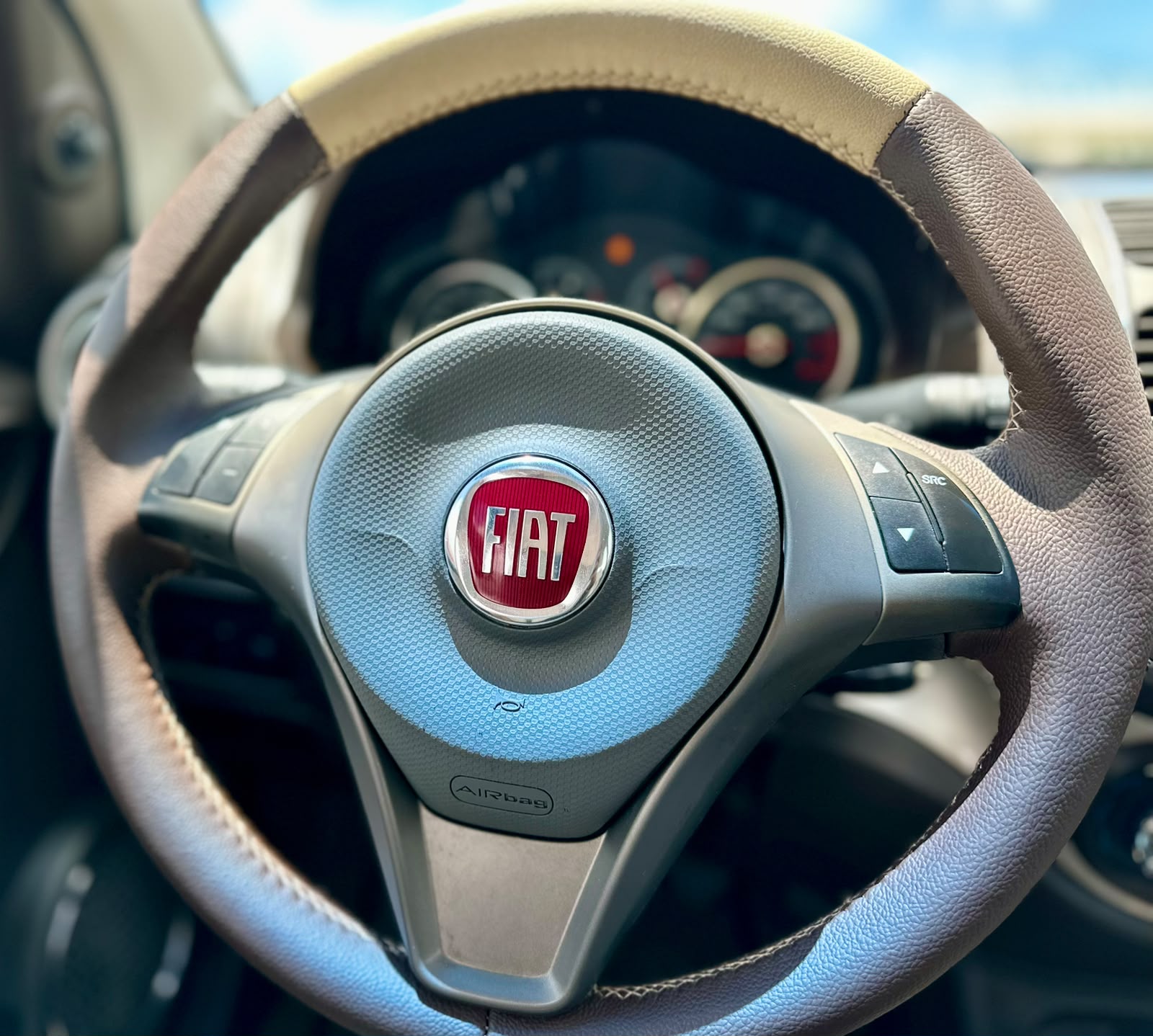 Fiat Grand Siena 2015 - foto 13