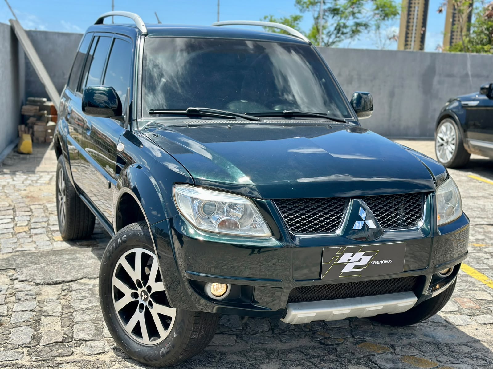 Mitsubishi Pajero TR4 2012