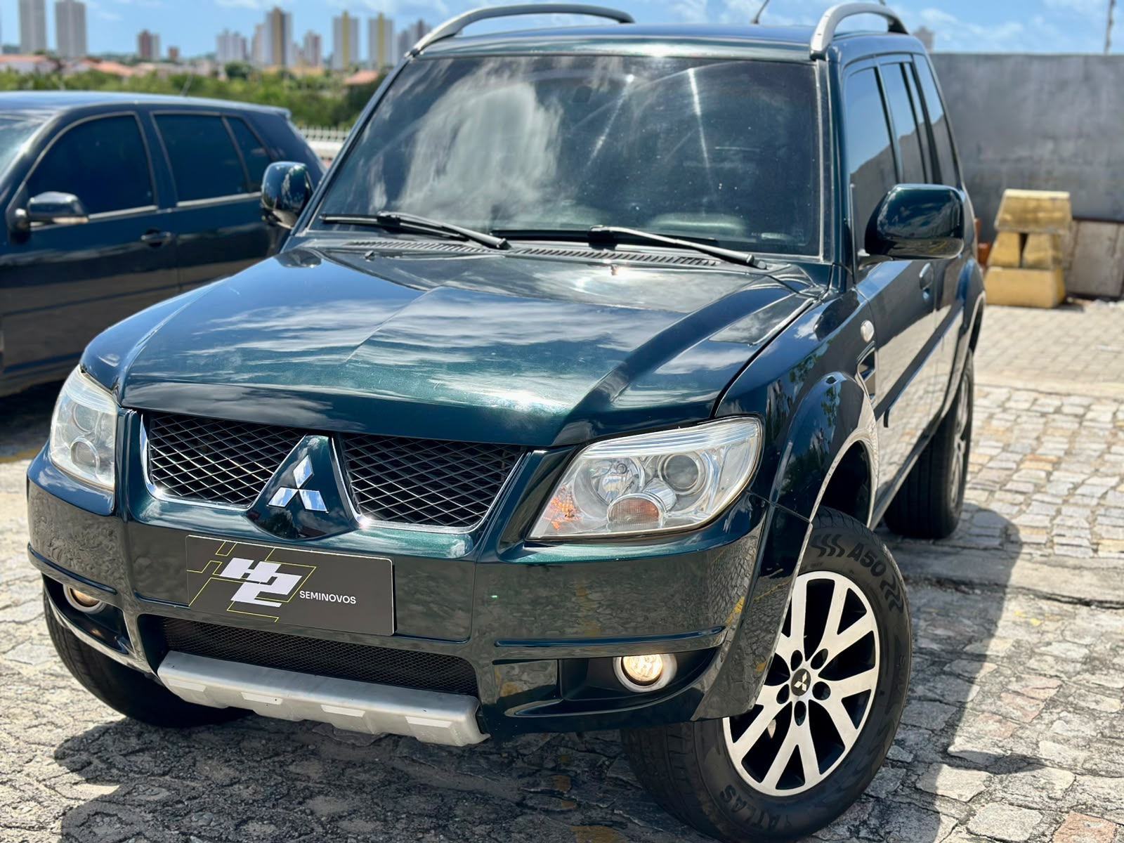 Mitsubishi Pajero TR4 2012 - foto 2